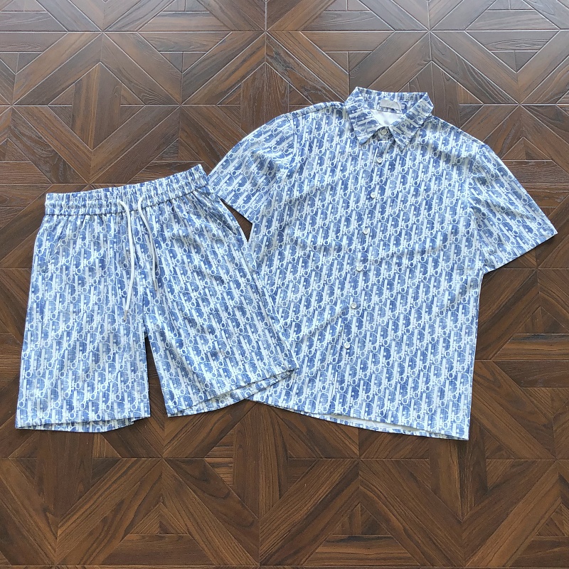 D⭐ O⭐ T-shirt Shirt Shorts · 5
