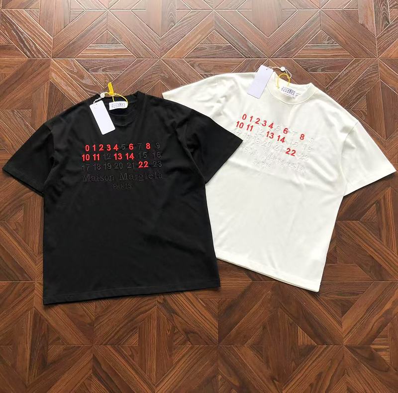 M⭐ Is⭐ N M⭐ R⭐ Ie⭐ A T-shirt · 5