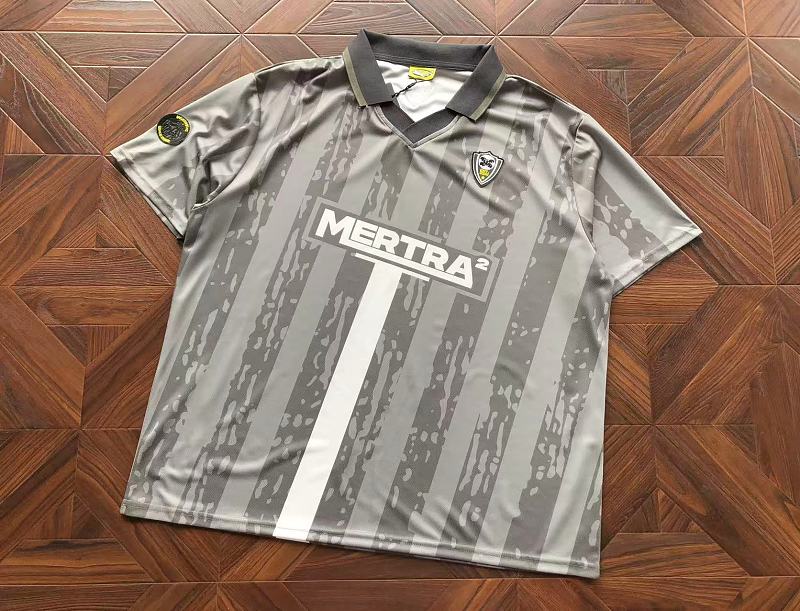 M⭐ Rt⭐ A T-shirt · 3