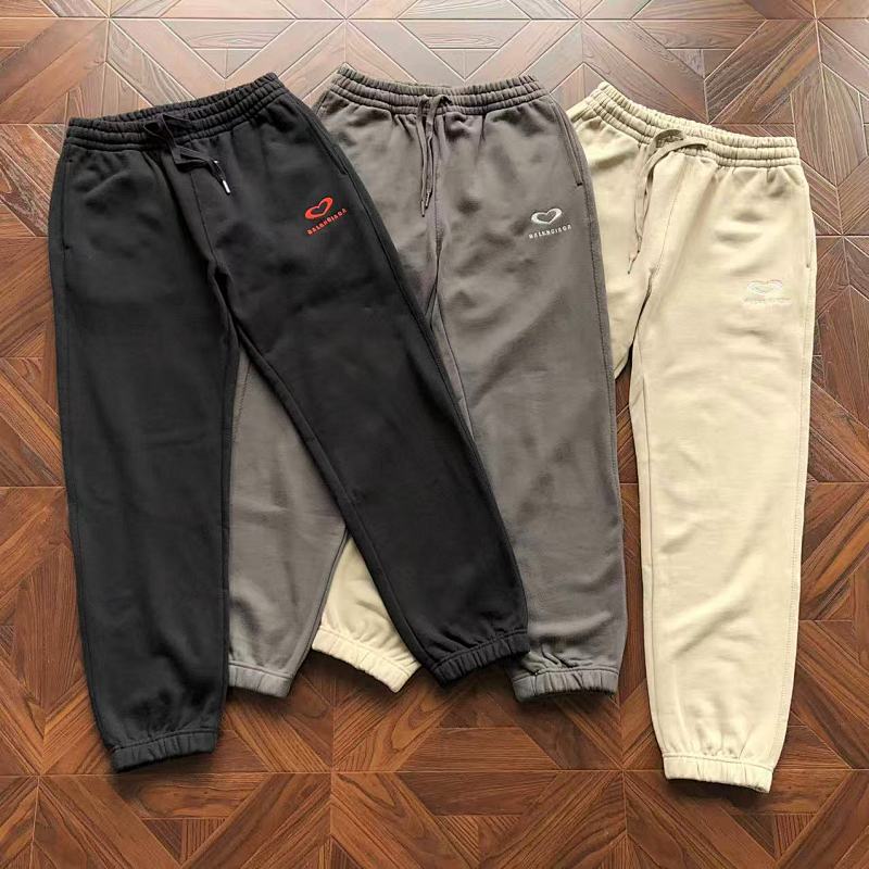 B⭐l⭐⭐⭐ia⭐a Trousers · 5