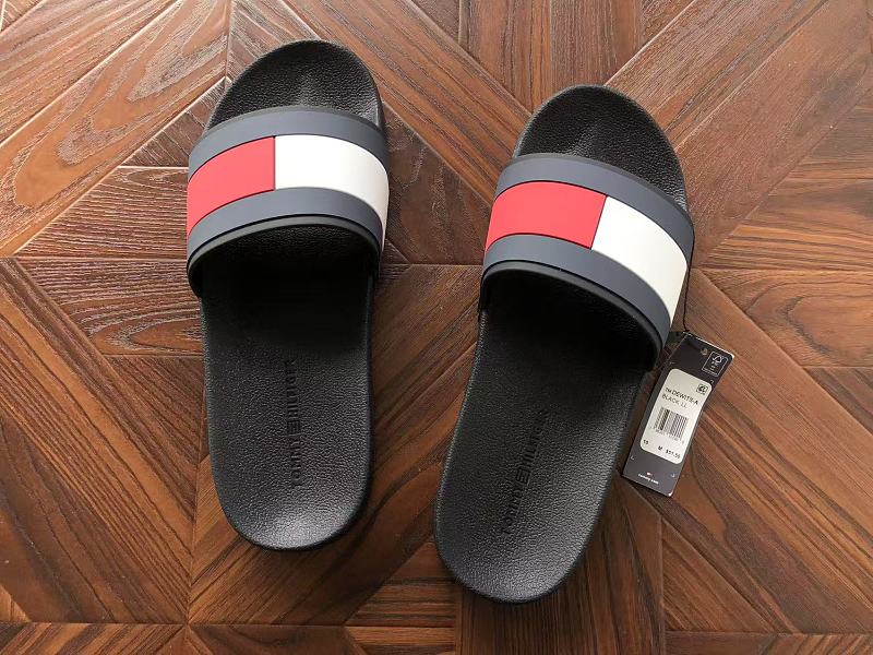 T ⭐⭐ ⭐ H⭐⭐ ⭐r Slippers 11