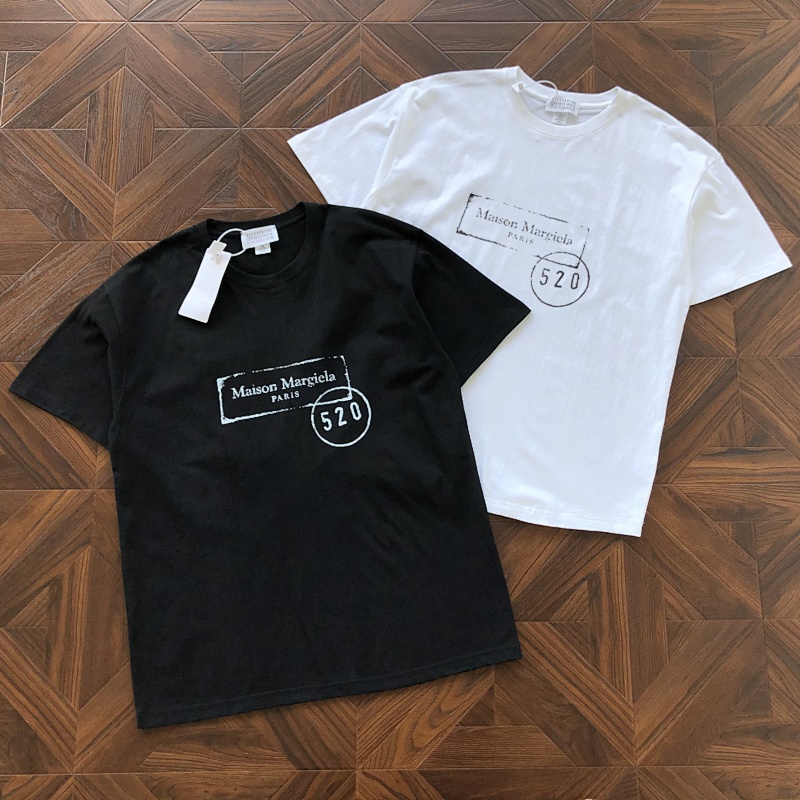 M⭐ Is⭐ N M⭐ R⭐ Ie⭐ A T-shirt · 5