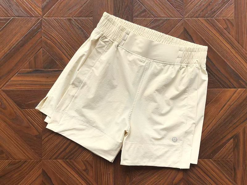 L⭐ ⭐ Ul⭐ M⭐ N Shorts · 6