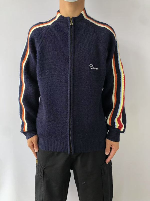 C⭐rt⭐⭐z Sweater · 3