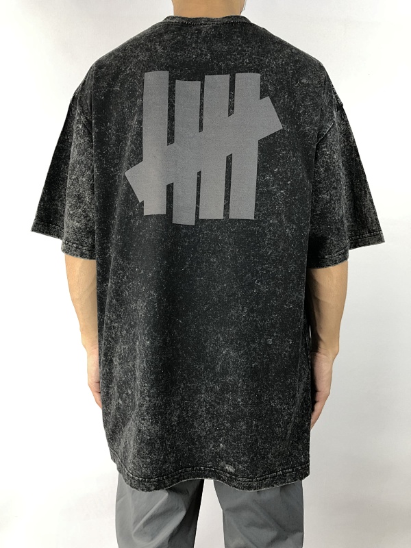 Undefeated T-shirt · 3