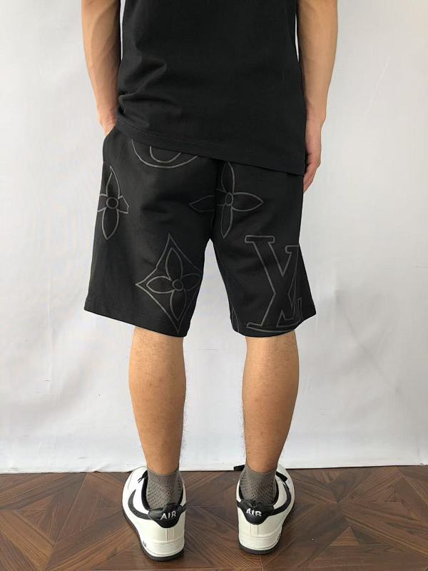 L⭐ Shorts · 3
