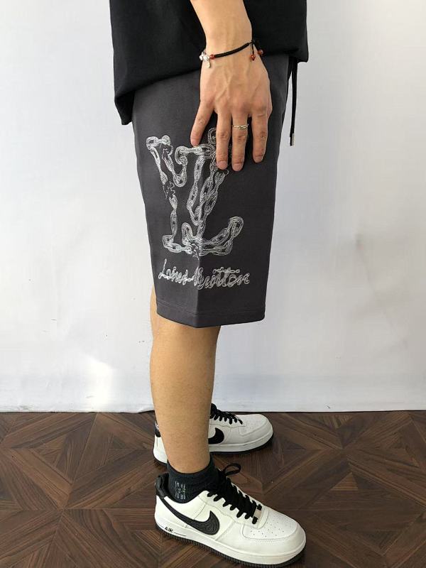 L⭐ Shorts · 4