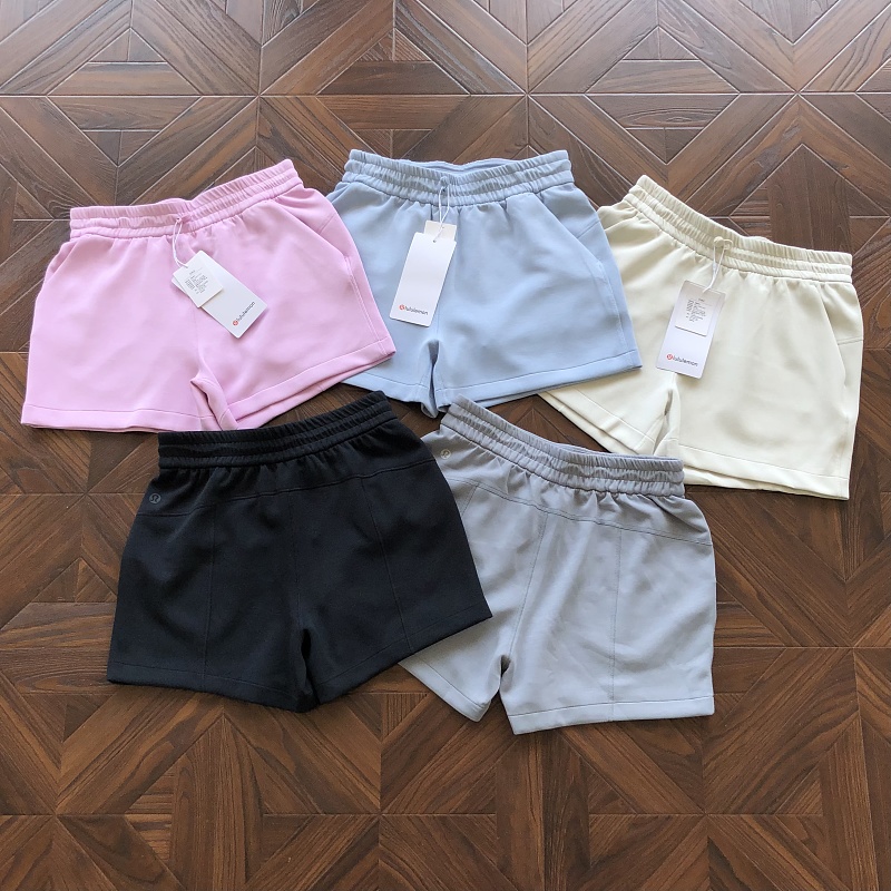 L⭐ ⭐ Ul⭐ M⭐ N Shorts · 6
