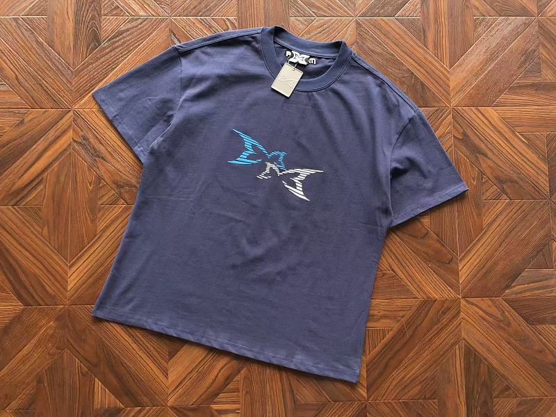 M⭐ Rt⭐ A T-shirt · 6