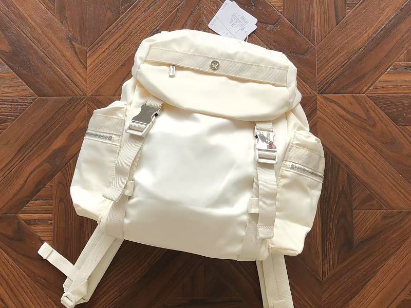 L⭐ ⭐ Ul⭐ M⭐ N Bag 6