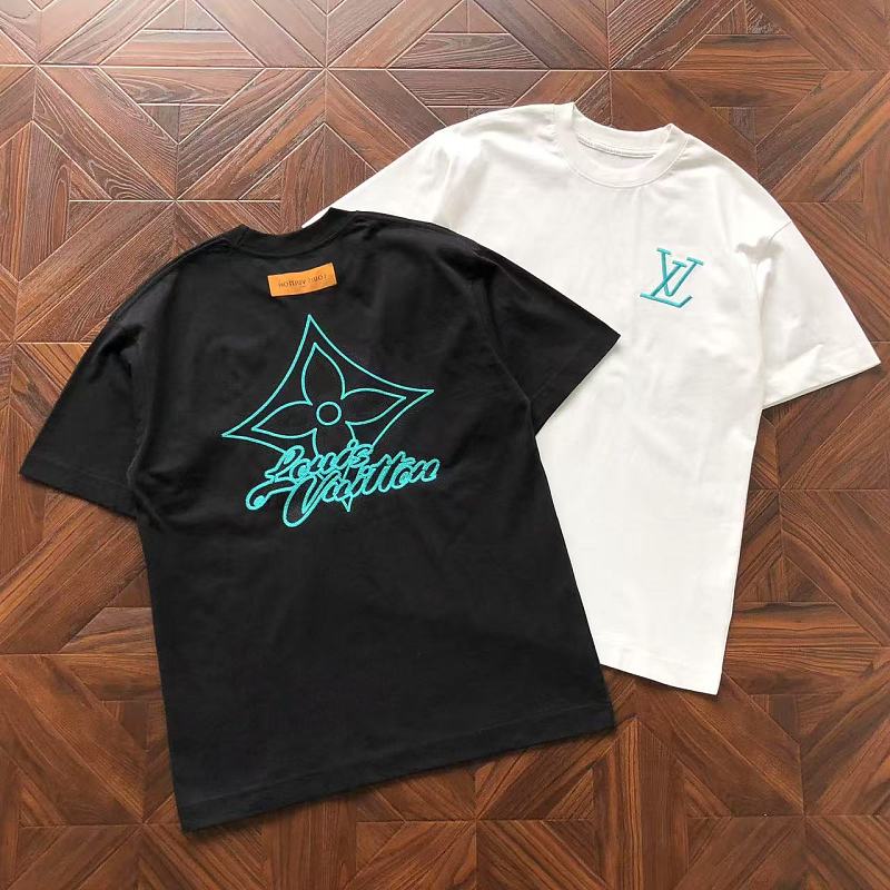 L⭐ T-shirt · 5