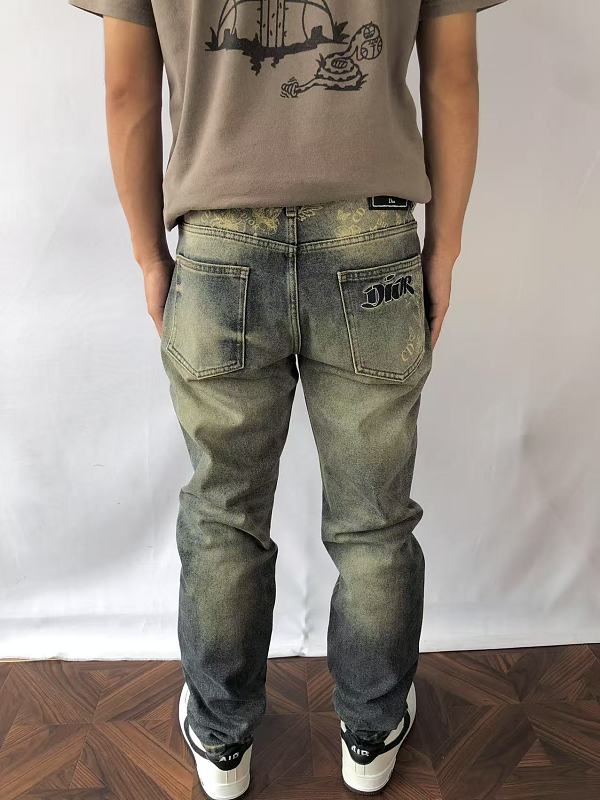 D⭐ O⭐ Trousers · 3