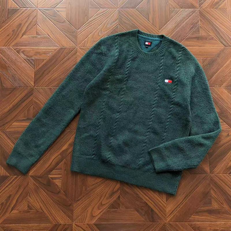 T ⭐⭐ ⭐ H⭐⭐ ⭐r Sweater · 5