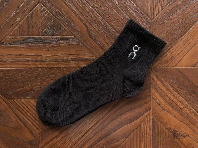 On Ru⭐ ⭐ I⭐ G Socks 12
