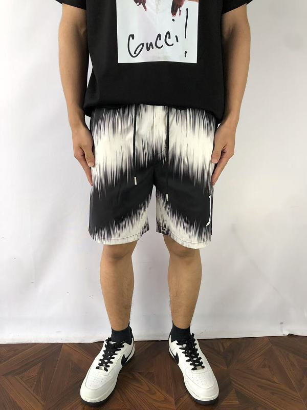 L⭐ Shorts · 2