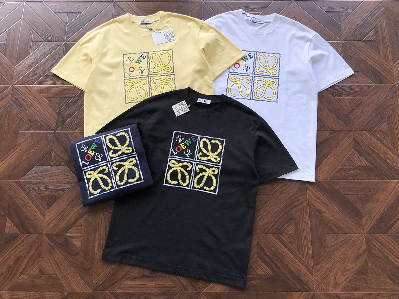 L⭐e⭐ ⭐ T-shirt · 6