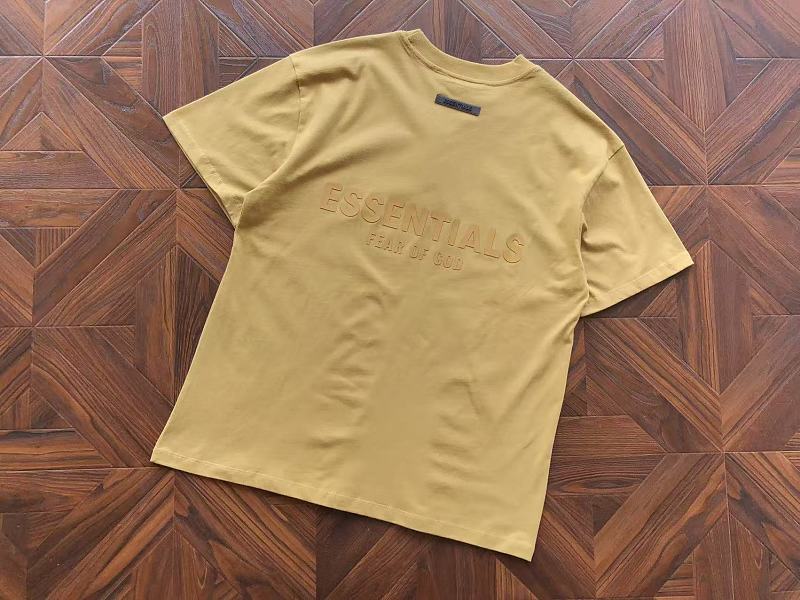 Essentials T-shirt 11