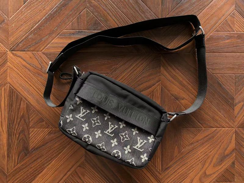L⭐ Bag 8