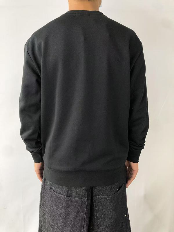 R⭐l⭐ Sweater · 3