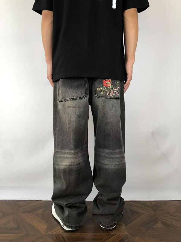 De⭐ Sc⭐ U⭐ Ze Trousers · 3