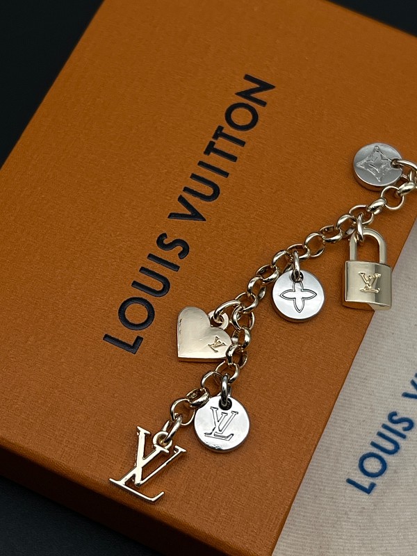 L⭐ Jewelry 3