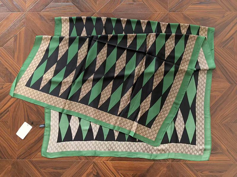 G⭐ C⭐ I Scarf 11