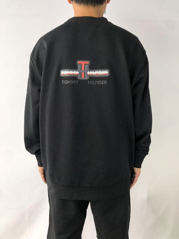 T ⭐⭐ ⭐ H⭐⭐ ⭐r Sweater · 3