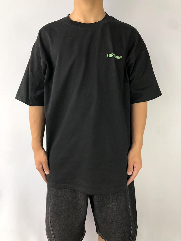O⭐⭐-w⭐⭐te T-shirt · 2