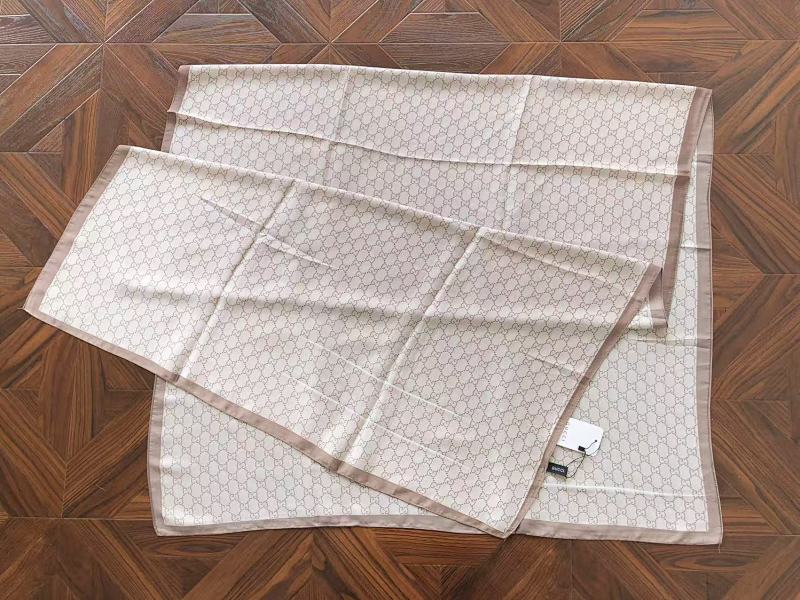 G⭐ C⭐ I Scarf 8