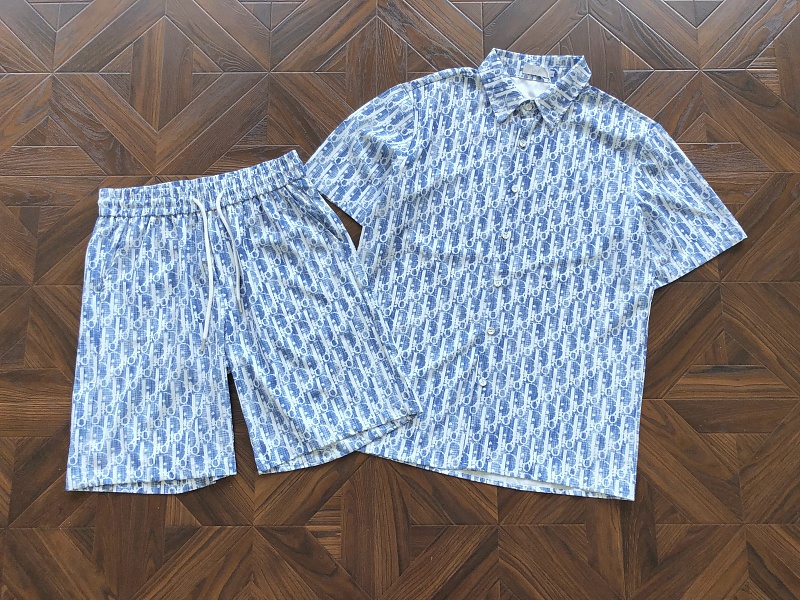 D⭐ O⭐ T-shirt Shirt Shorts · 6