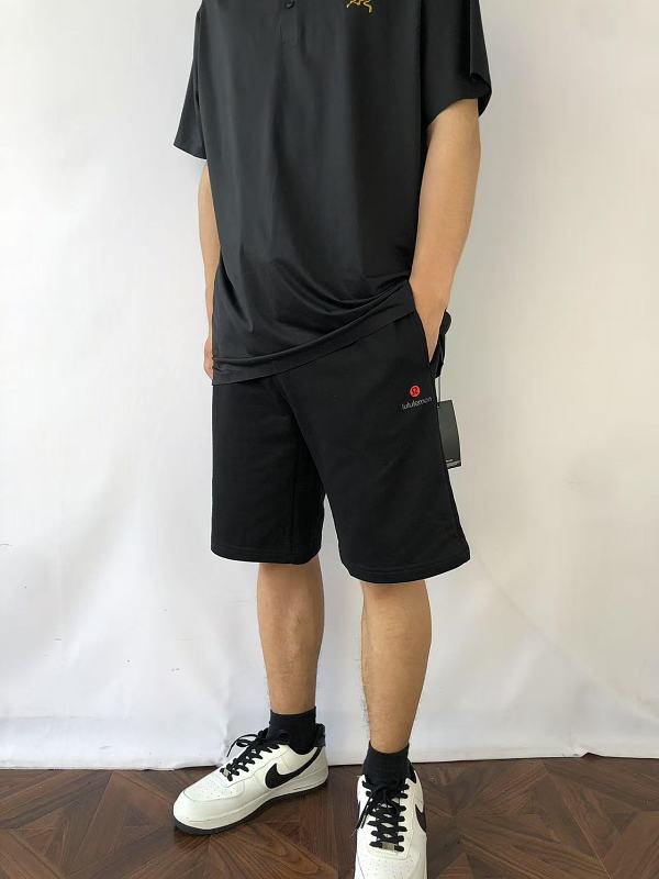 L⭐ ⭐ Ul⭐ M⭐ N Shorts 2