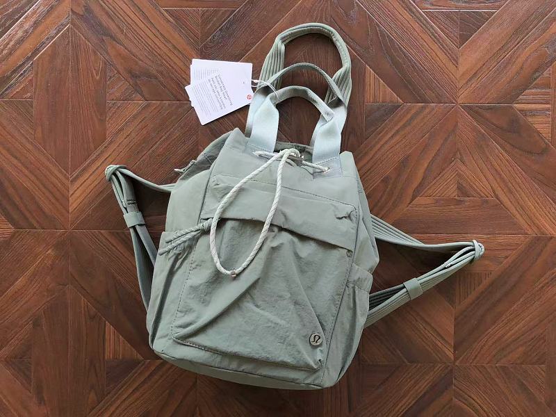 L⭐ ⭐ Ul⭐ M⭐ N Bag 8