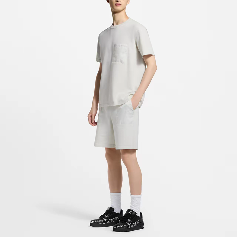 L⭐ T-shirt · 3