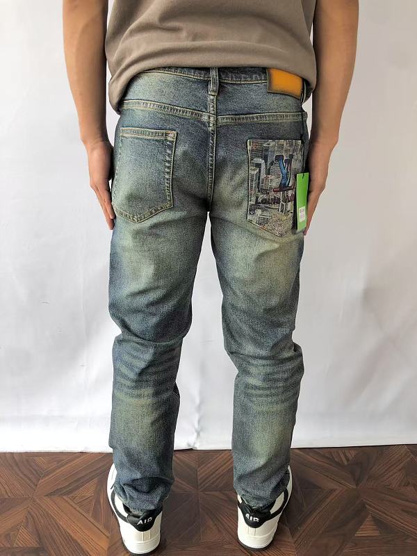L⭐ Trousers · 3