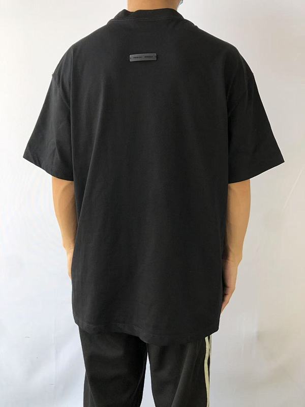 Essentials T-shirt 3