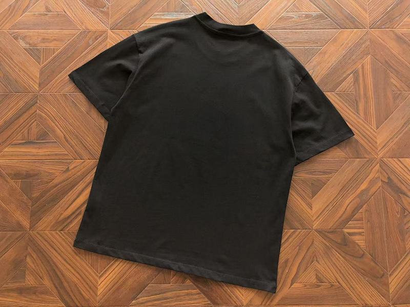 Essentials T-shirt 11