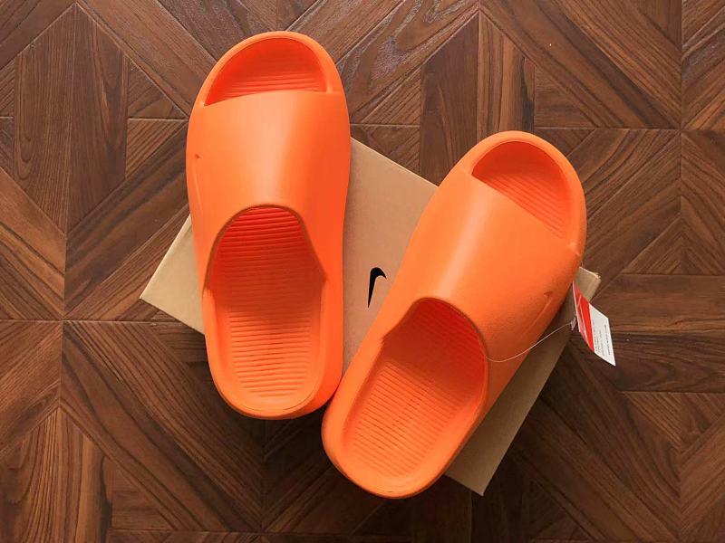 Sale N⭐ K⭐ Slippers 11