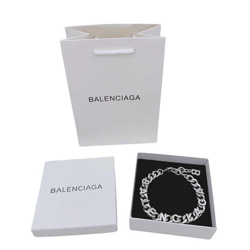 B⭐l⭐⭐⭐ia⭐a Jewelry