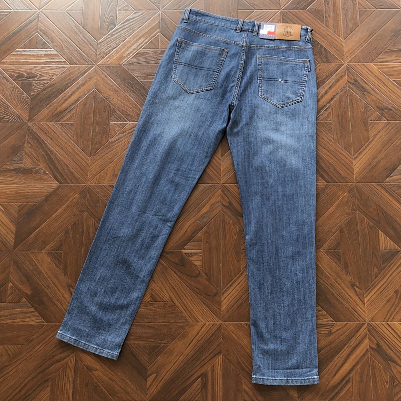 T ⭐⭐ ⭐ H⭐⭐ ⭐r Trousers · 5