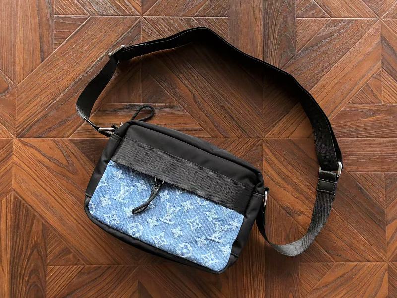 L⭐ Bag 4