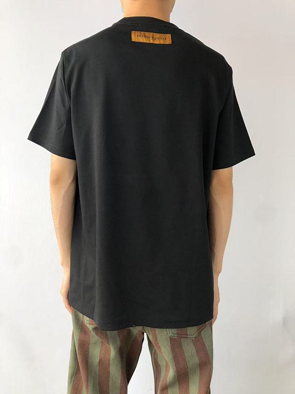 L⭐ T-shirt · 3