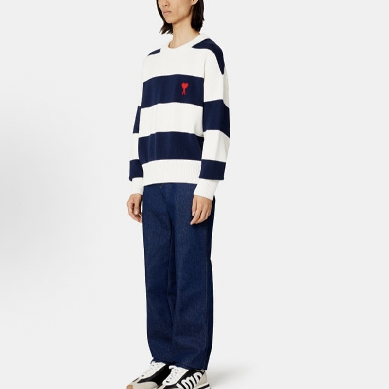 A⭐ I Sweater · 3