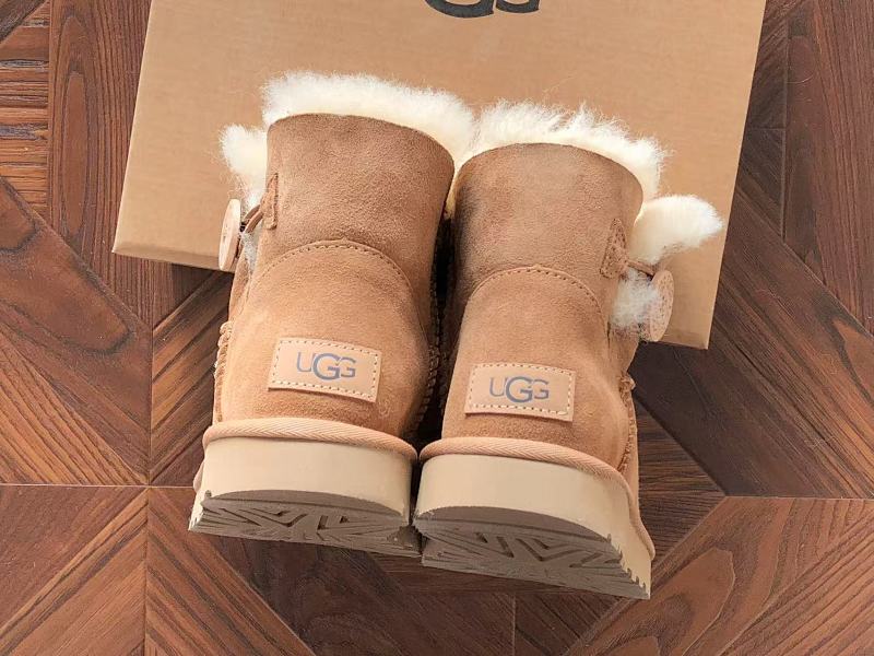 U⭐g Shoes 11