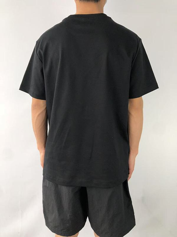L⭐ ⭐ Ul⭐ M⭐ N T-shirt · 3