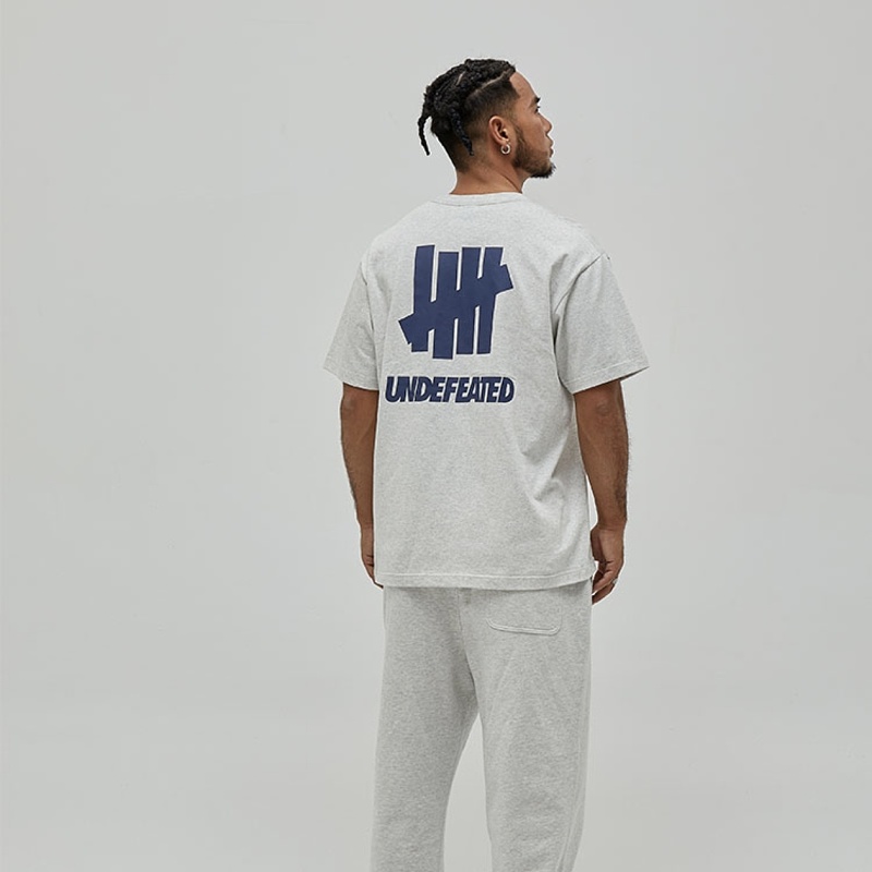 Undefeated T-shirt · 4
