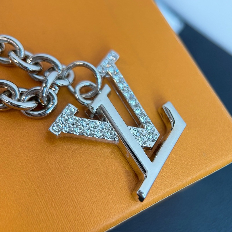 L⭐ Jewelry 7