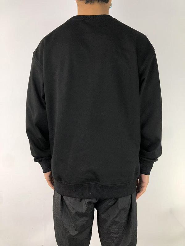 C⭐rt⭐⭐z Sweater · 3