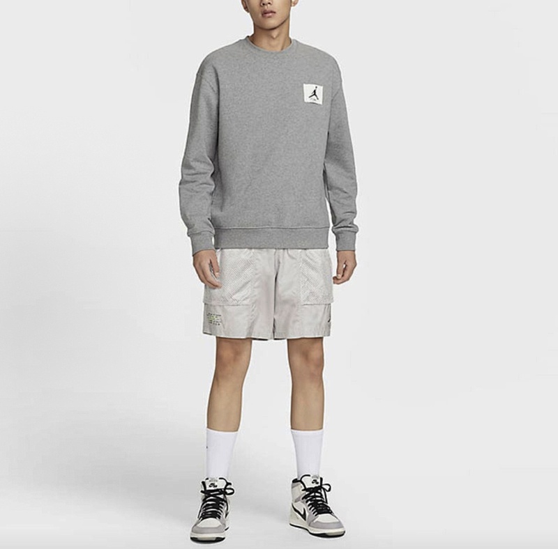 Air J⭐ Rd⭐ N Sweater · 4