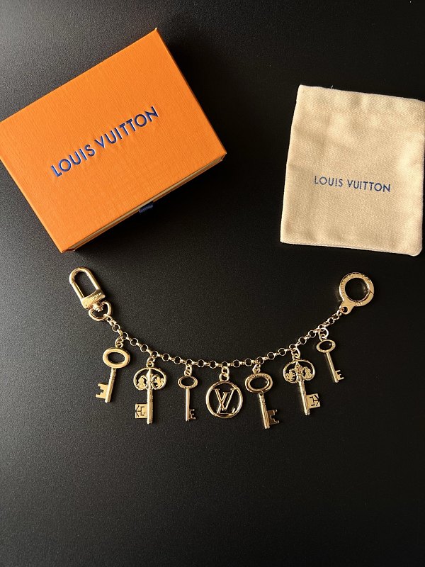 L⭐ Jewelry 4