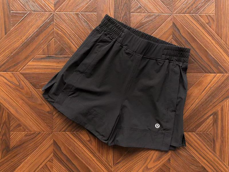 L⭐ ⭐ Ul⭐ M⭐ N Shorts · 5